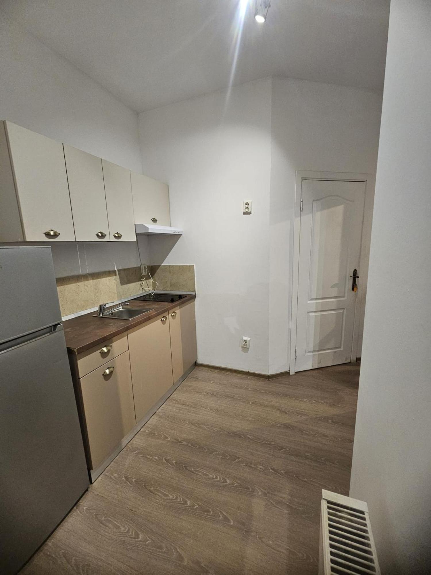 Stanford Aparthotel Gara De Nord بوخارست المظهر الخارجي الصورة